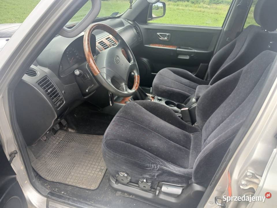Hyundai terracan 29 150 land cruzer 4x4 nieuszkodzony Nieczulice