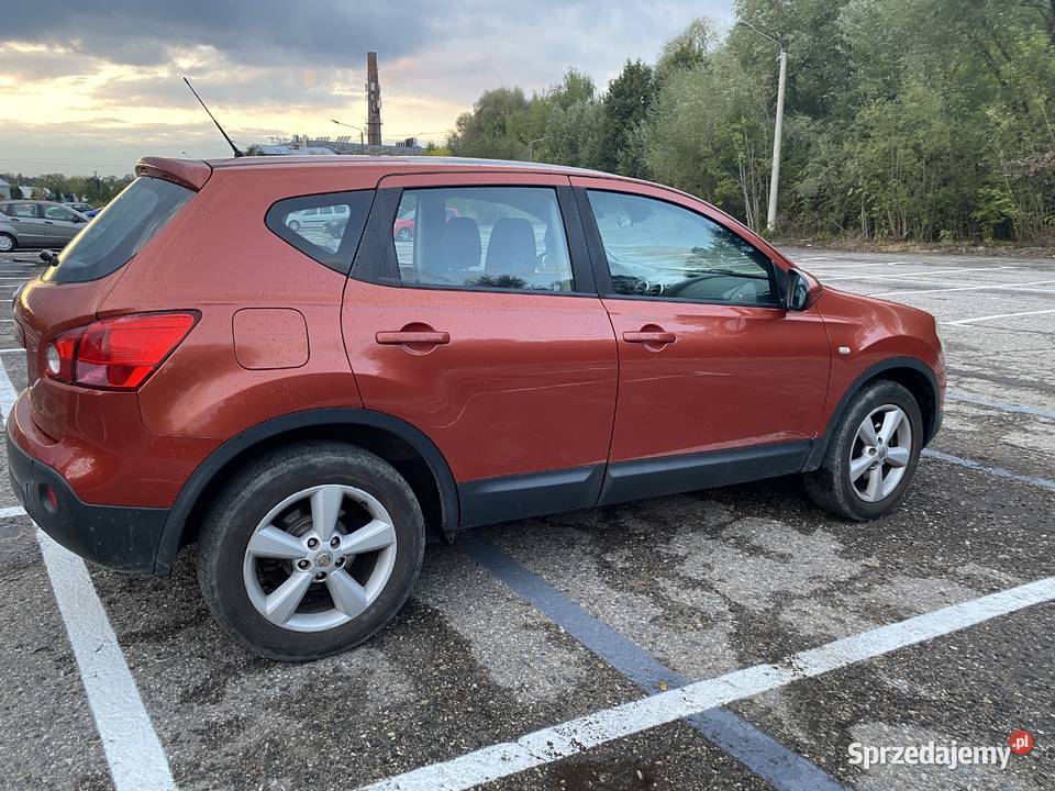 Nissan Qashqai 4x4 benzyna 2007r uszkodzony Wieliczka