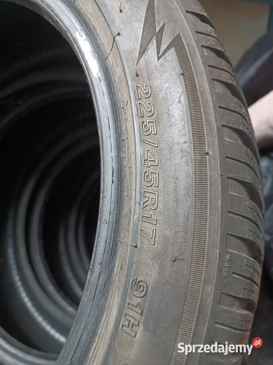 Opony zimowe Bridgestone Blizzak LM005 22545 R17 Piaseczno sprzedam
