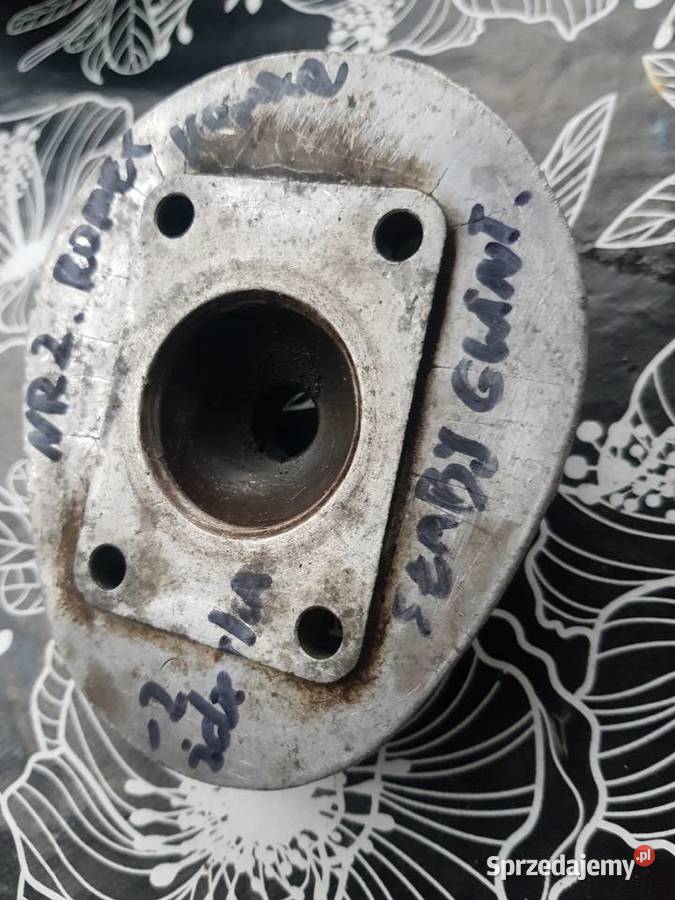 2Głowica silnika Romet KomarMotorynkaSilnik Gorzów Wielkopolski