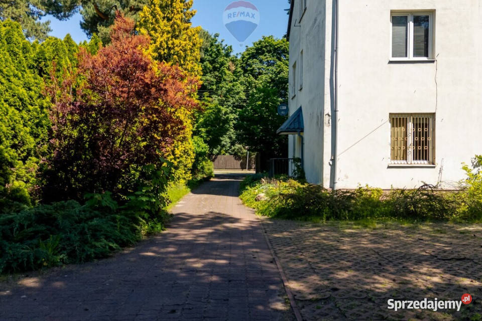 Mieszkalny na biuro S2 i stacji kolejki