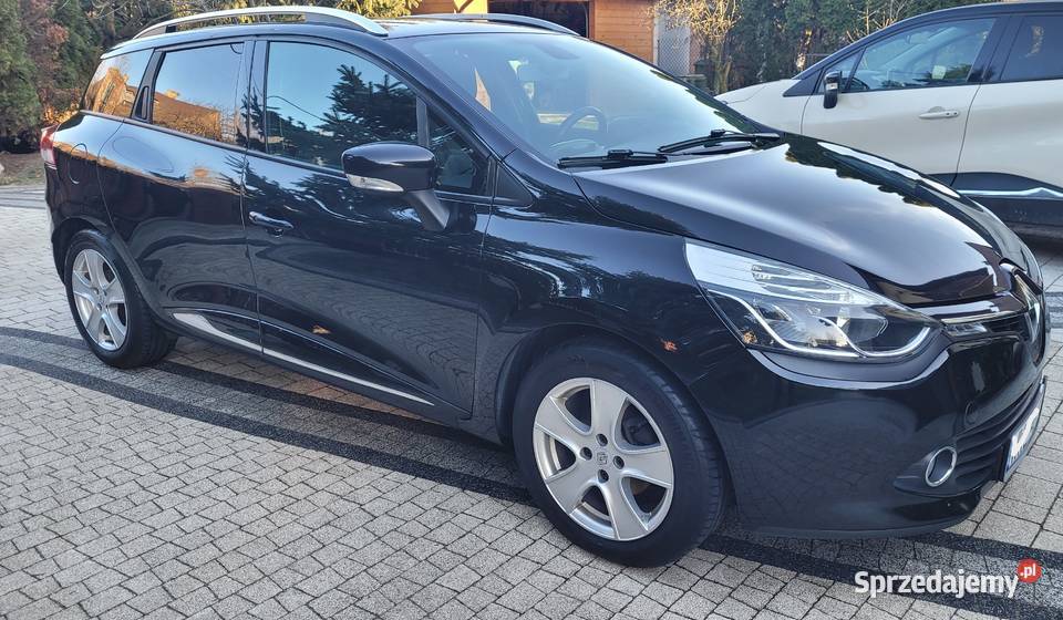Renault Clio IV Kombi 2015 r Tłuszcz