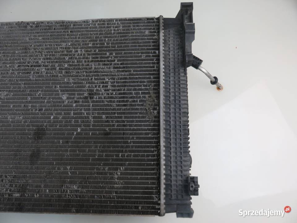 CHŁODNICA WODY MERCEDES W204 C 200 CDI