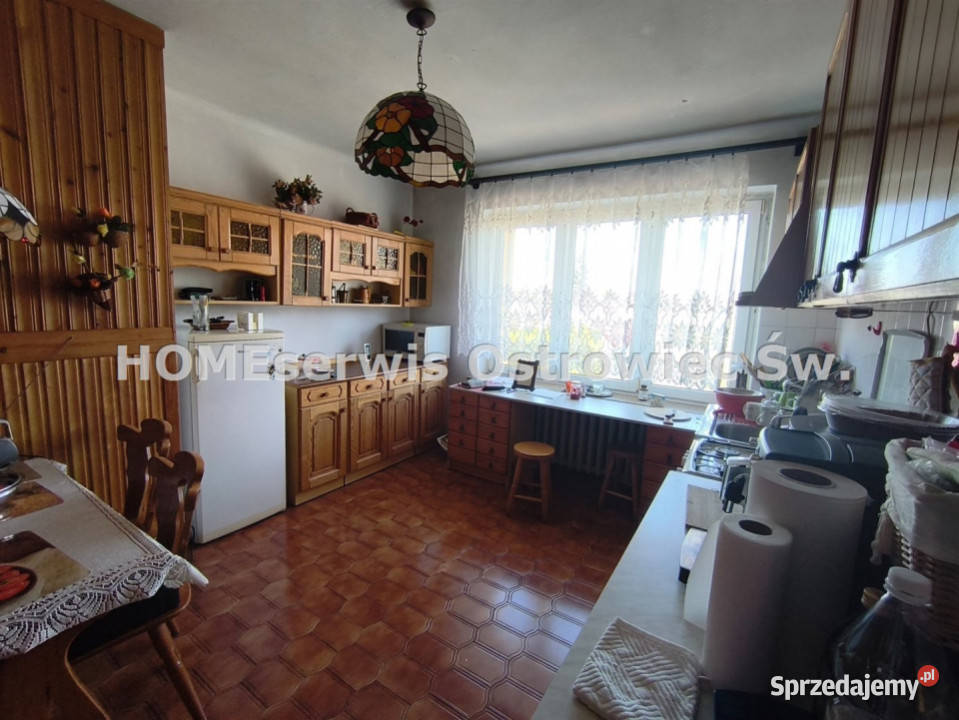 sprzedaży domu wolnostojącego 248m2 Ostrowiec