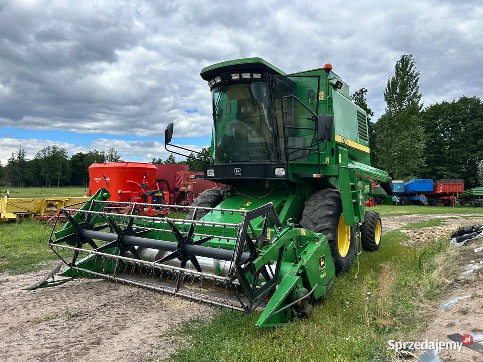 Kombajn MF JD NH Massey Ferguson 32 John Deere John Deere Dobra
