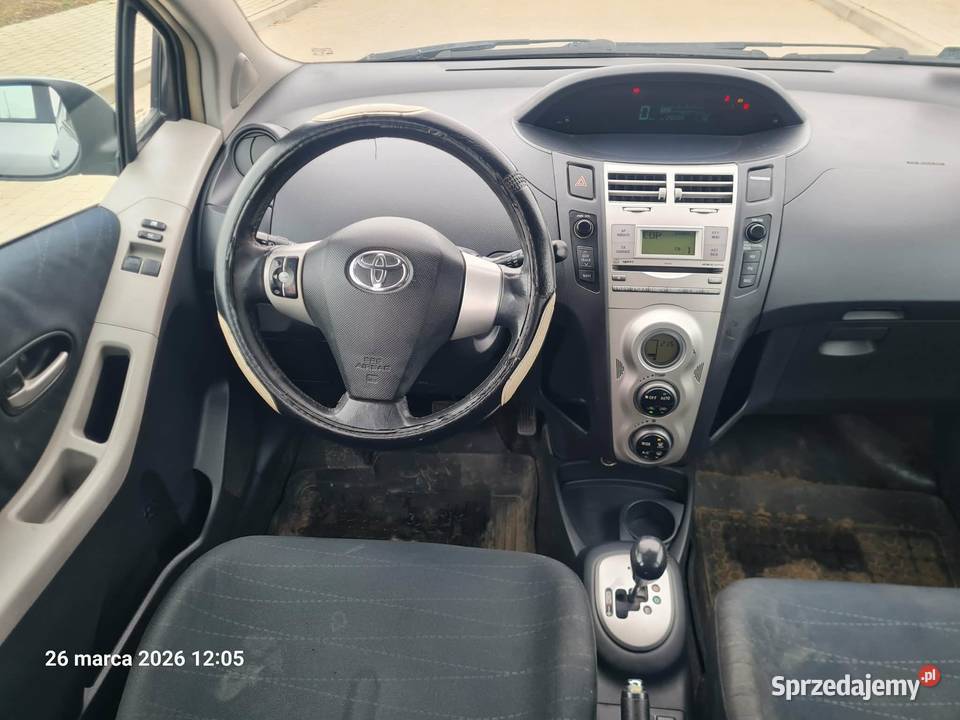 TOYOTA yaris AUTOMAT 2006r Grajewo