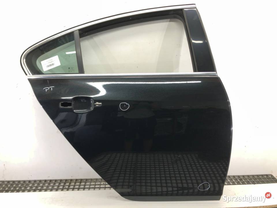 DRZWI PRAWY TYŁ OPEL INSIGNIA A Hatchback 0817