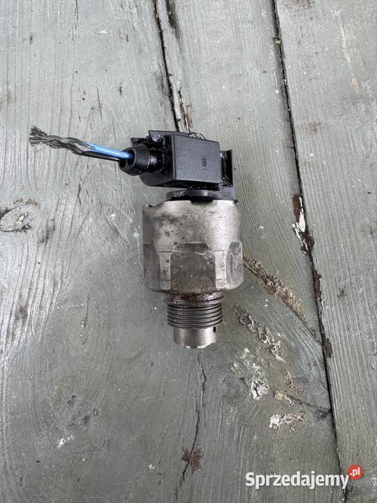 Regulator Ciśnienia paliwa 27 Hdi Tdv6 Rypin sprzedam