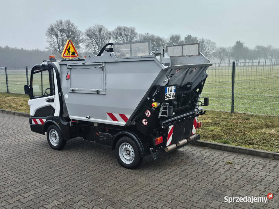 Śmieciarka GOUPIL G5 2019 r 1703 mth 3 4 m Rok produkcji 2019 Żabikowo