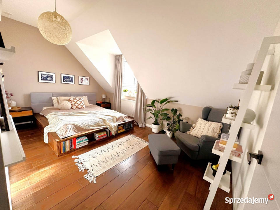 Nowoczesny dom 104 m2 Fotowoltaika PKP Zgorzała