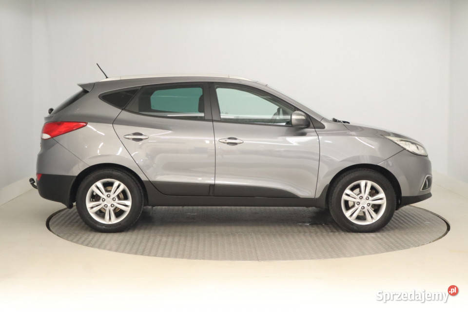 Hyundai ix35 20 CRDi światła przeciwmgielne Samochody osobowe Zabrze