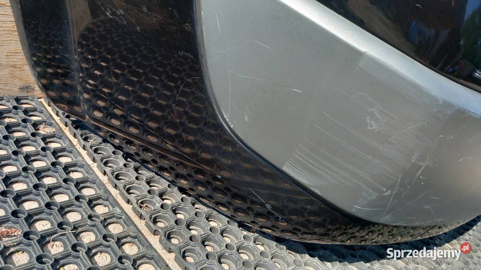 RENAULT MEGANE II LIFT CABRIO ZDERZAK TYŁ NV676 osobowe Zbierkowo