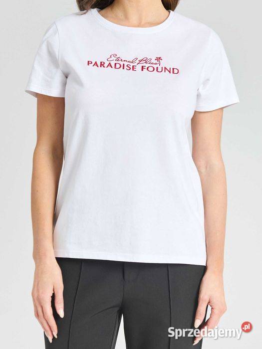 biały tshirt z czerwonym napisem Sinsay małopolskie