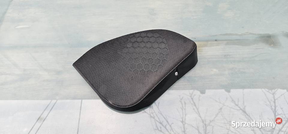 Maskownica głosnika prawy tył mercedes w202 osobowe