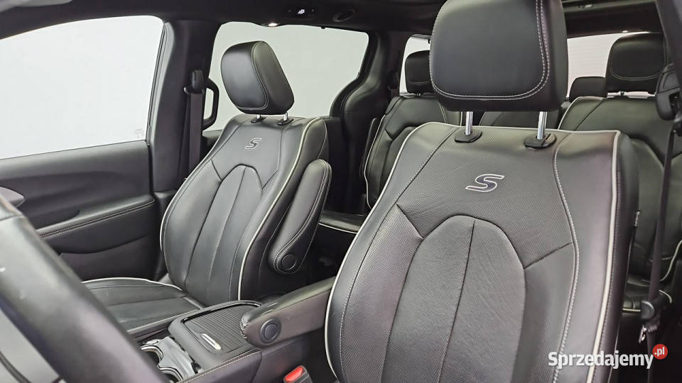 Chrysler Pacifica 36 V6 AWD Limited S FV VAT 23 światła LED Warszawa