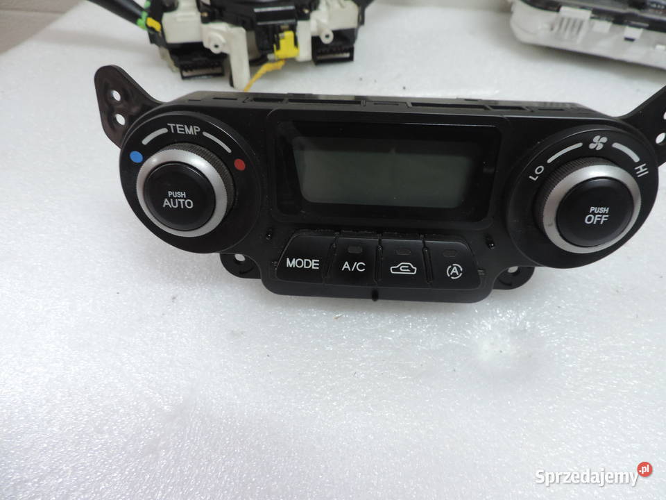 PANEL NAWIEWU KLIMATYZACJI KIA CERATO 972502F20 małopolskie