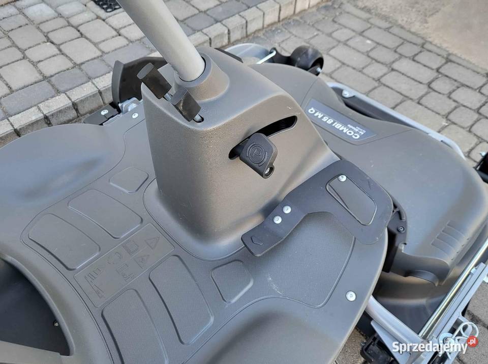 STIGA PARK 300 LC Combi 85 MQ traktorek kosiarka Dymki