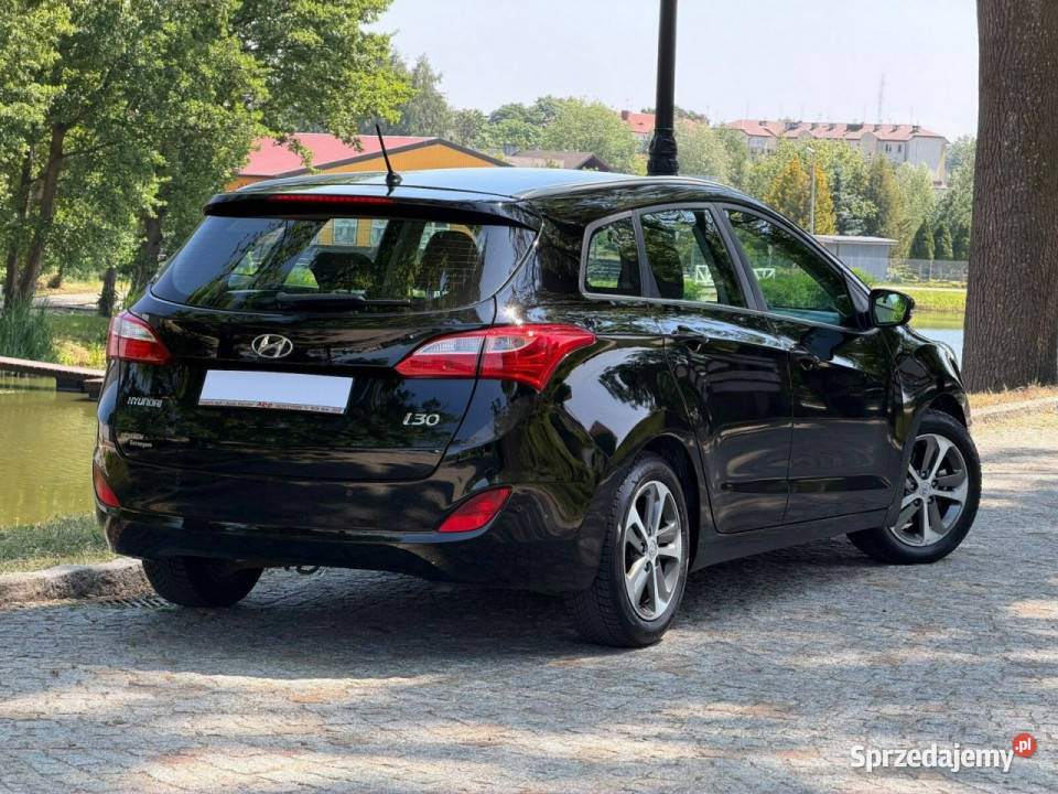 Hyundai i30 Hyundai i30 blue Kombi 16 CRDi Style 1582cm3 mazowieckie Gostynin