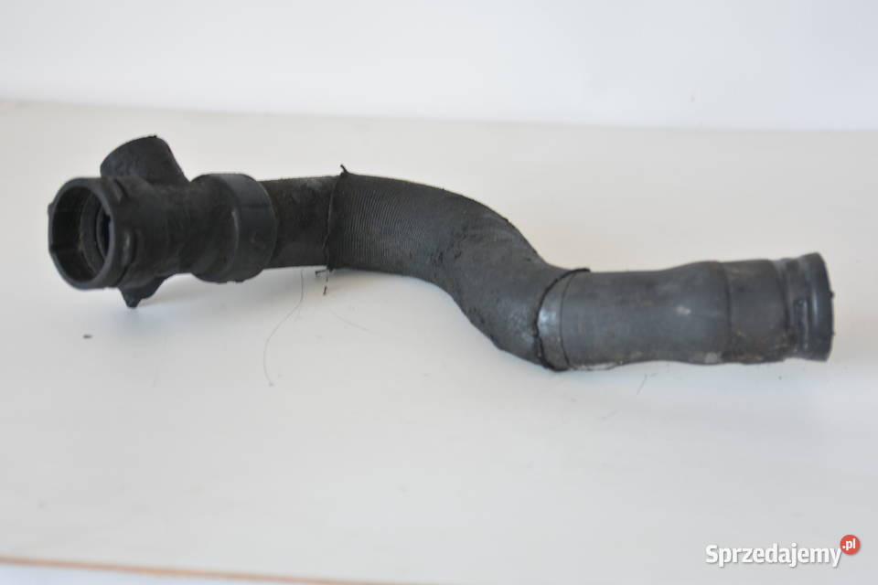 WĄŻ PRZEWÓD WODY 8E0121055F osobowe Węże chłodnicy