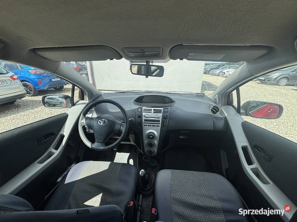 Toyota Yaris Zarejestrowany w Polsce Paniówki