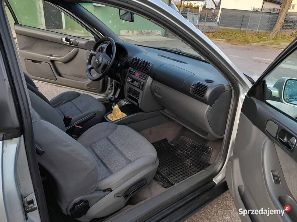 Audi A3 16 benzyna 101 konhi klimatronik klima lubelskie