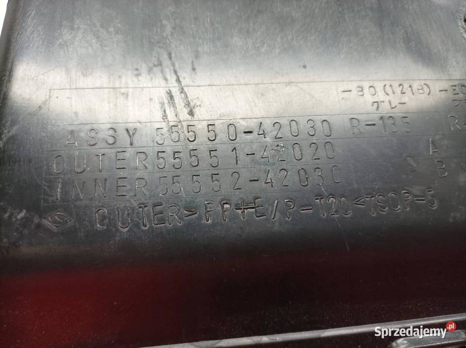 SCHOWEK PRAWY PASAŻERA DESKI EU 55550 42030 osobowe