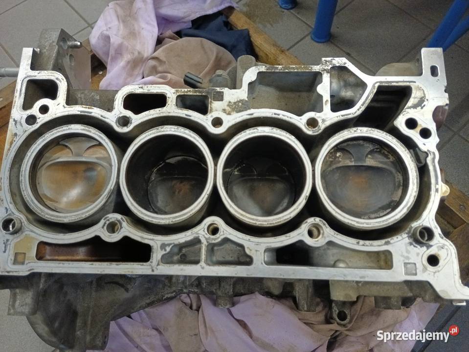 Blok dół silnika 1 2tce 5HF F408