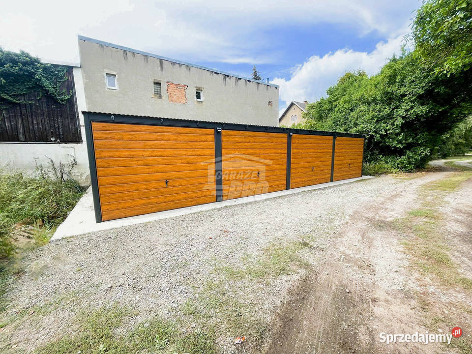 Rząd garaży Garaż blaszany 12x6m 4x brama blacha