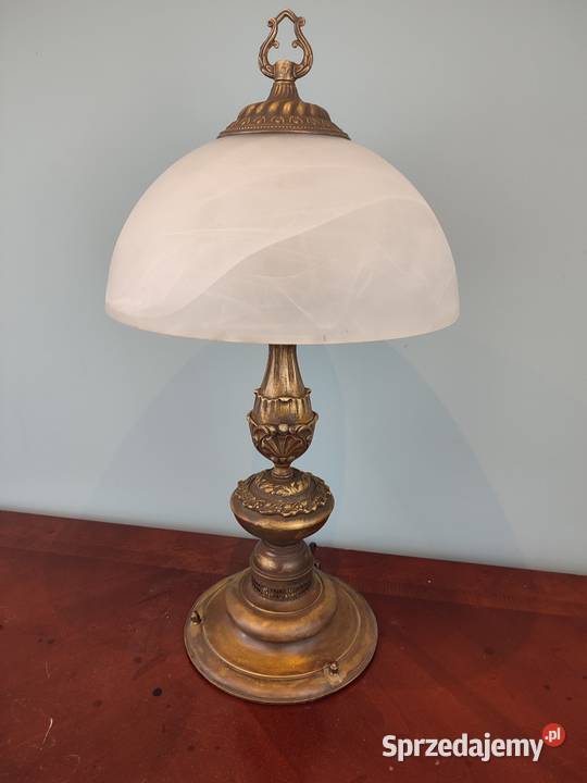 Piękna mosiężna lampa z mlecznym zdobionym Łódź