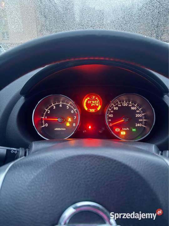 2009r Nissan qashqai kupiony w Polsce