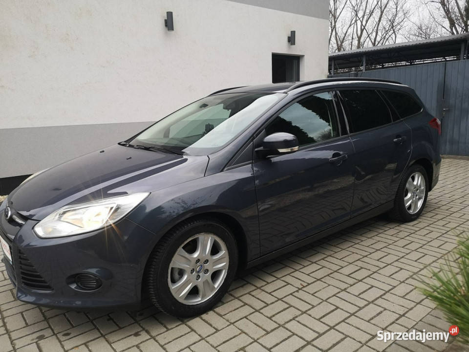 Ford Focus 10 12V 125 Klimatronik Halogeny Focus Strzegom
