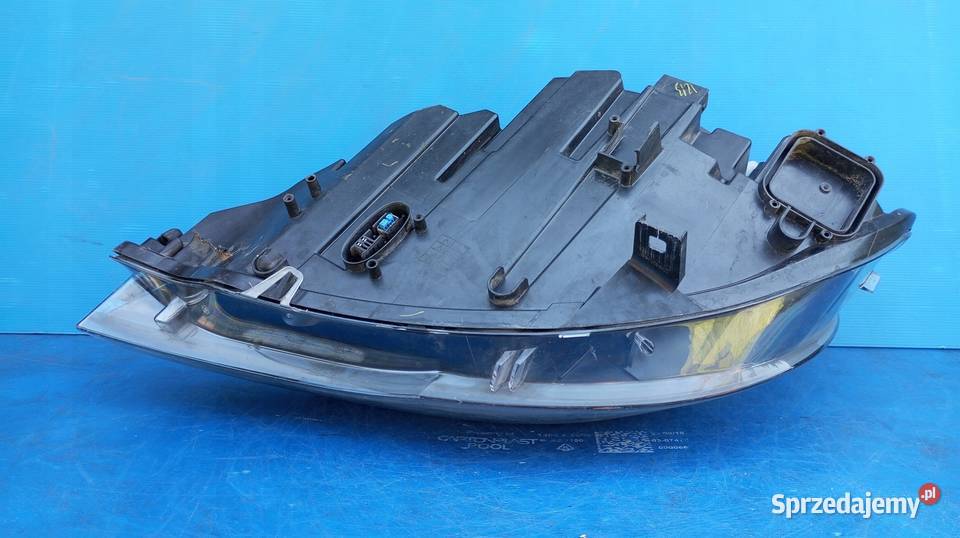 LAMPA PRAWY PRZÓD EUROPA XENON 7271358 BMW X6 Nowy Tomyśl