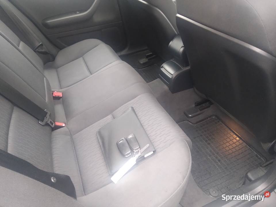 Audi a4 b7 2007r 16 benzyna 102KM