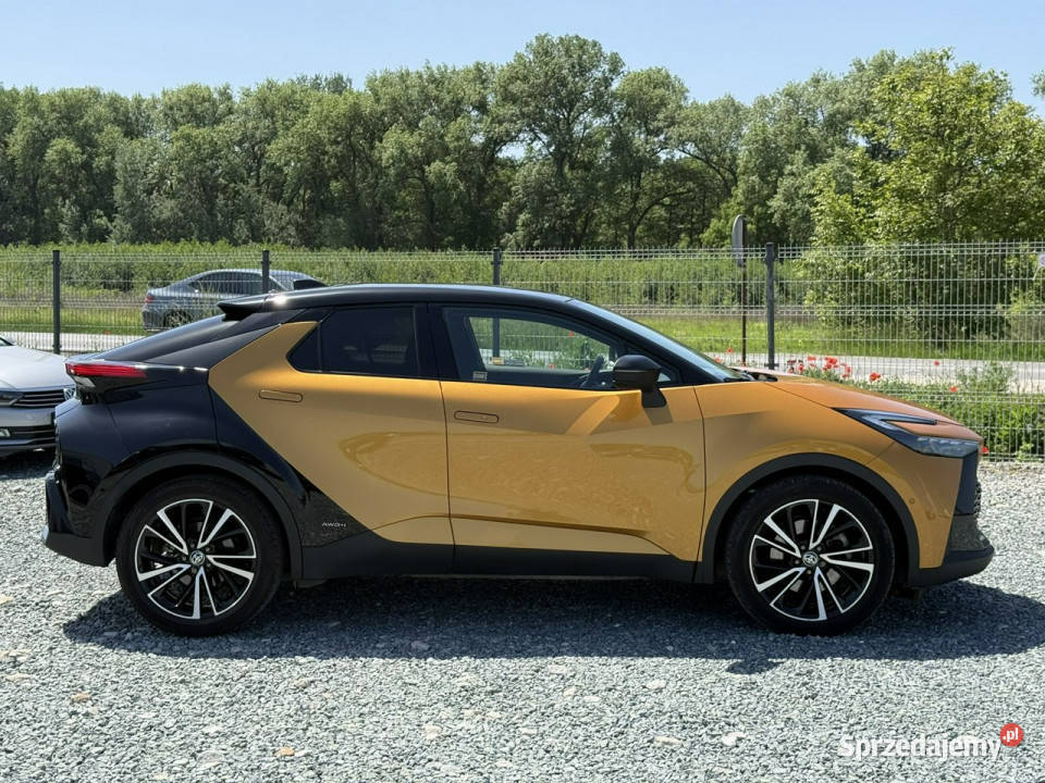 Toyota CHR 20 16V 197 2024r 4x4 Executive światła LED Wojkowice