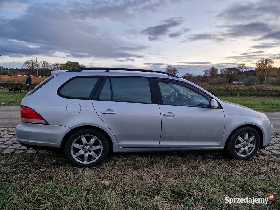 Volkswagen Golf V kombi 2008 chip relingi dachowe