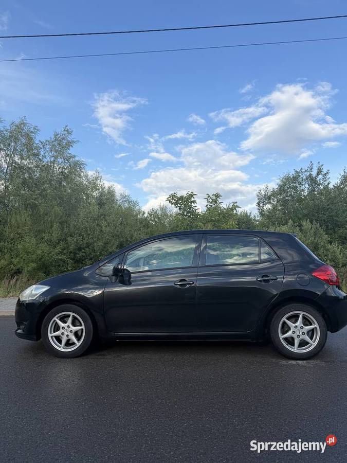 Toyota Auris 20 D4D ekonomiczny i wygodny Chełm