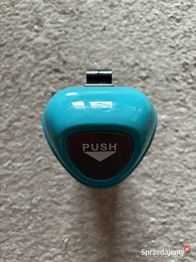 Nowy mini kosz na śmieci do samochodu