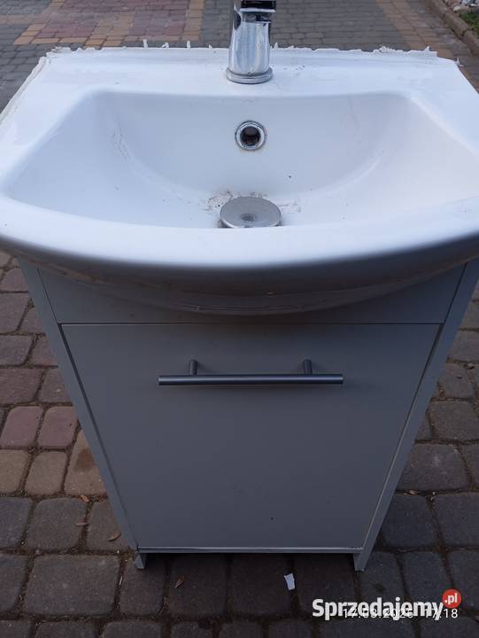 Umywalka z baterią i szafką Kielce