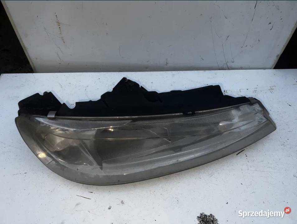 lampa przód prawa Peugeot 406 wielkopolskie