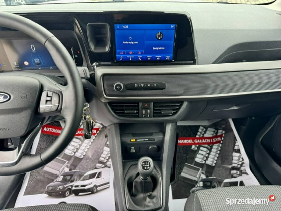 Ford Transit Courier SALON 40 10 BENZYNA KLIMA klimatyzacja