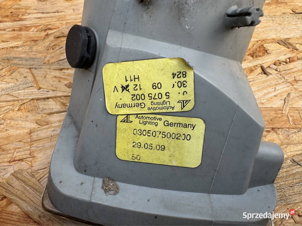 Halogen prawy rh Volvo v50 0408 030507500200 Sieraków sprzedam