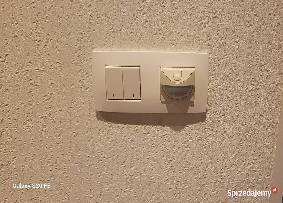 N4432 logo Przełącznik IR pasywny wyjście