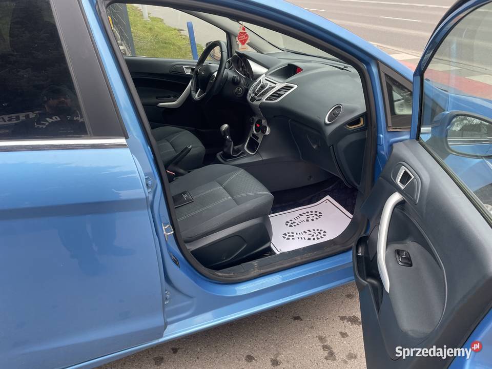 Ekonomiczny Ford Fiesta czujnik zmierzchu Rzeszów