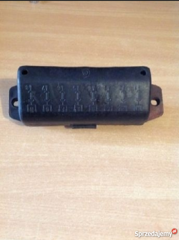 Skrzynka bezpieczników do Fiata 126P Pozostałe Wrocław sprzedam