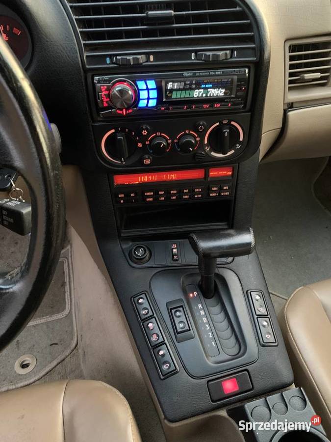 Bmw e36 325i cabrio alpinweiss nieuszkodzony Puławy