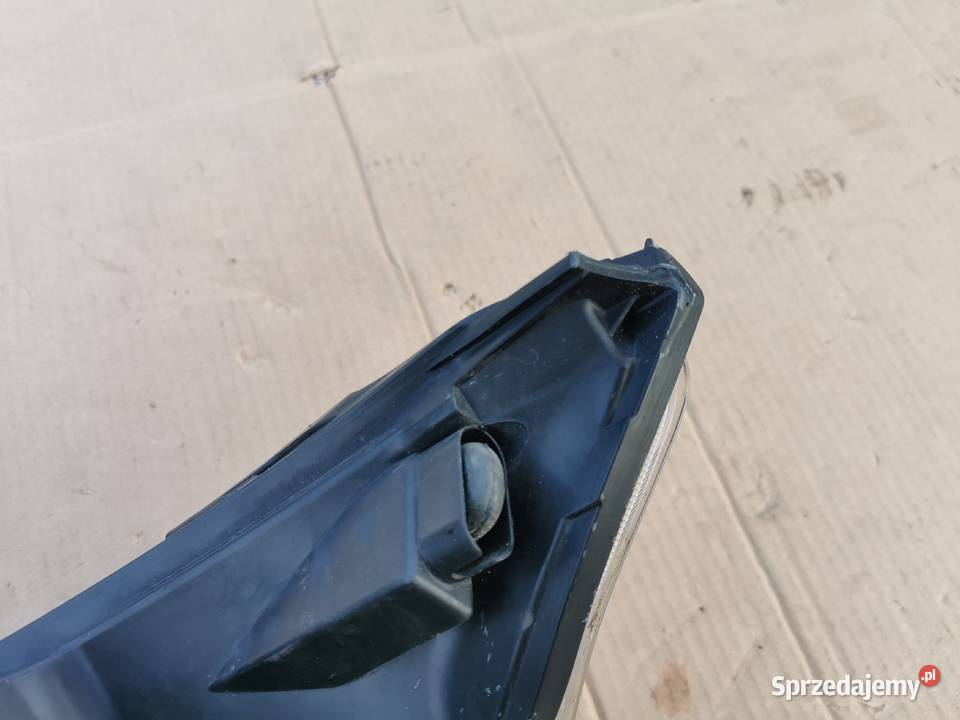 Lampa przód prawa ford Transit custom 1317 Sieraków