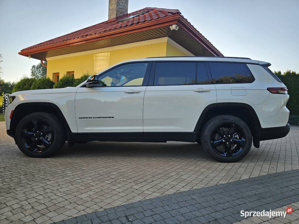 JEEP GRAND CHEROKEE WL 36l 6 osobowy