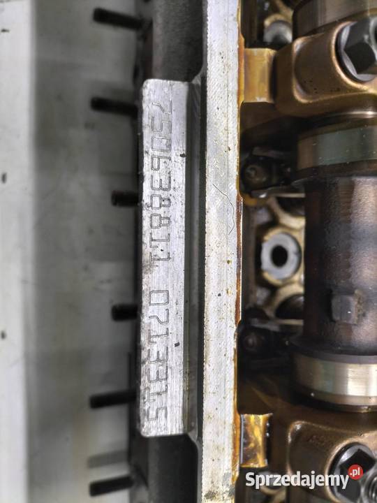 GŁOWICA KOMPLETNA 750638811 44 V8 Bmw Seria 6 II Rok produkcji 2005