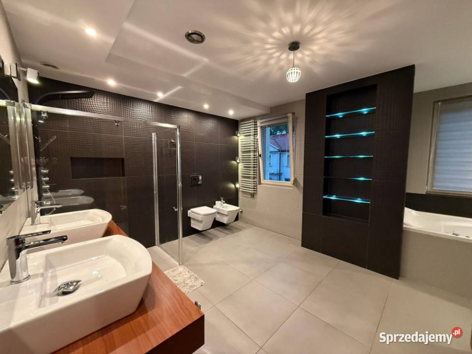 Spokój natury bliskość miasta zamieszkaj już w Nieruchomości