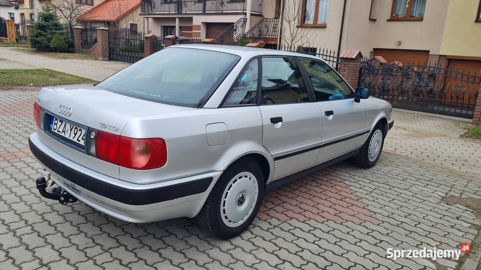 Audi 80 19 TDI 90 klimatyzacja hak 4 szyb elek